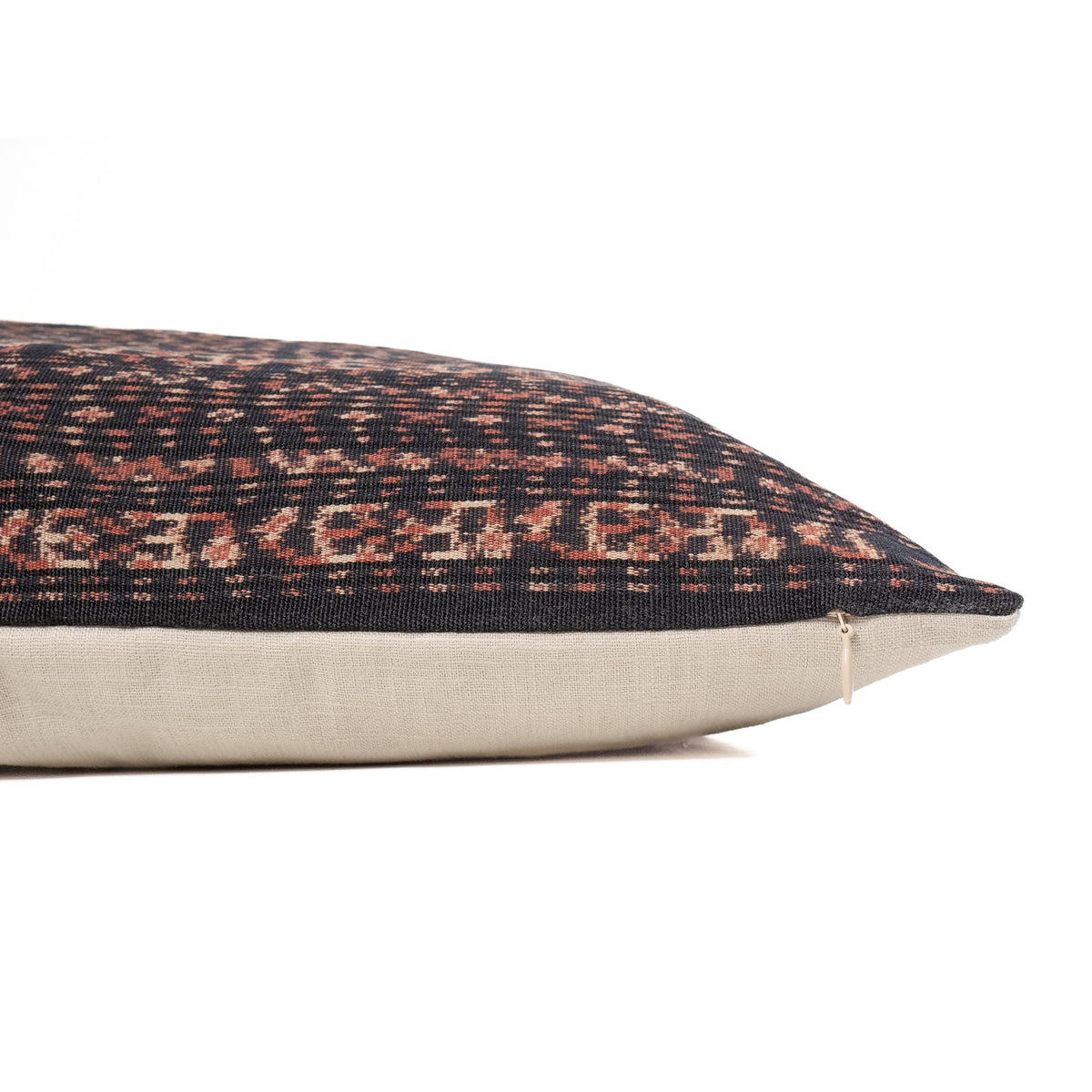 Meka Lumbar Pillow - Source by Studio Skara, view 5