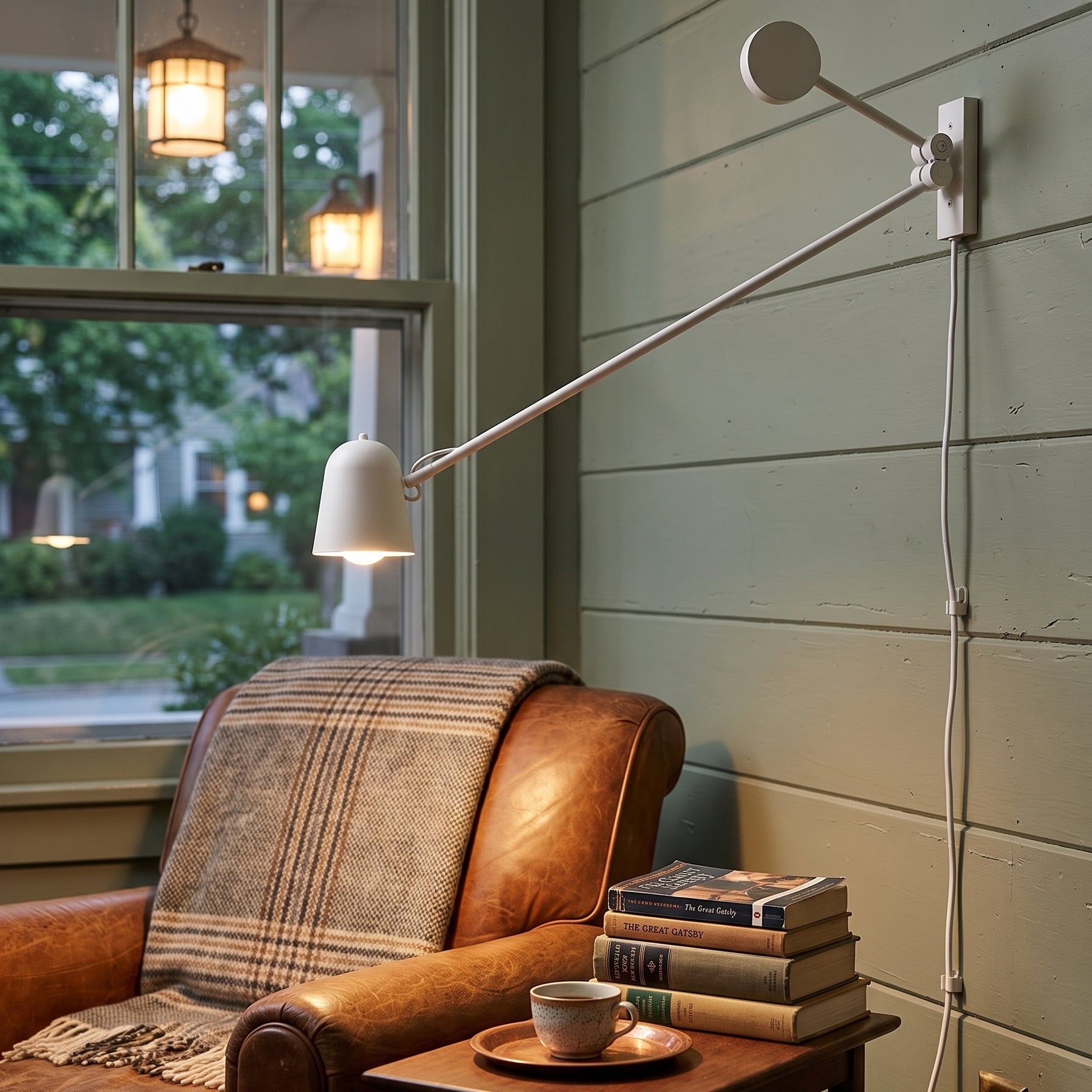 Balanced Wall Light