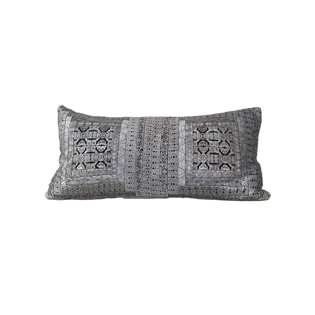 Vintage Fabric Pillow #T.1018 - Source by Studio Skara