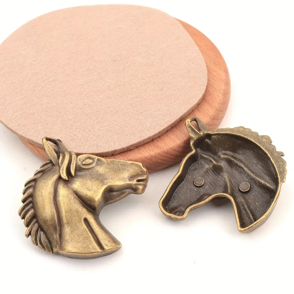 Pendant - Aged Metal Horse Head 5.1CM