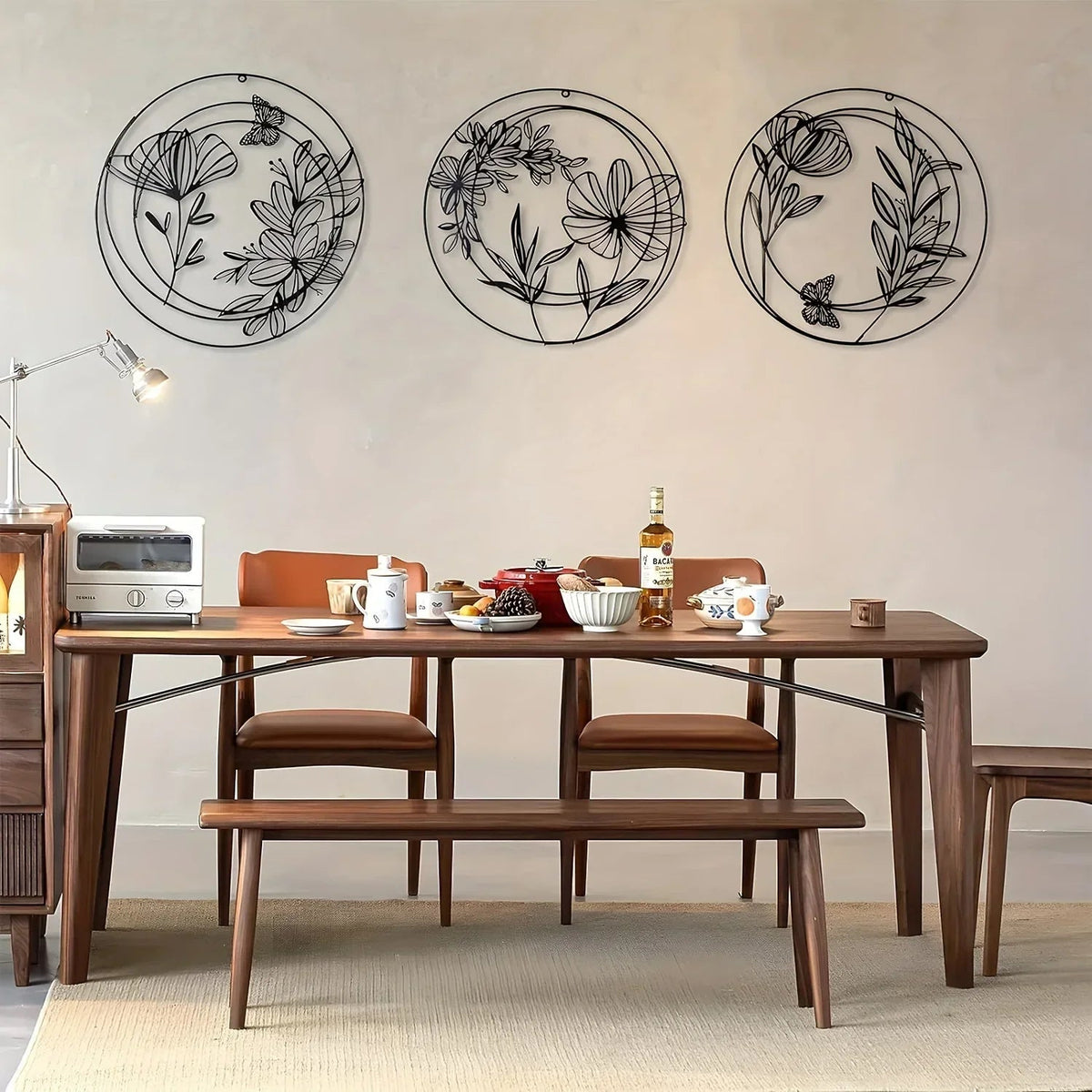 Round Floral Metal Wall Art Set – Minimalist Botanical Wall Decor (Set of 3)