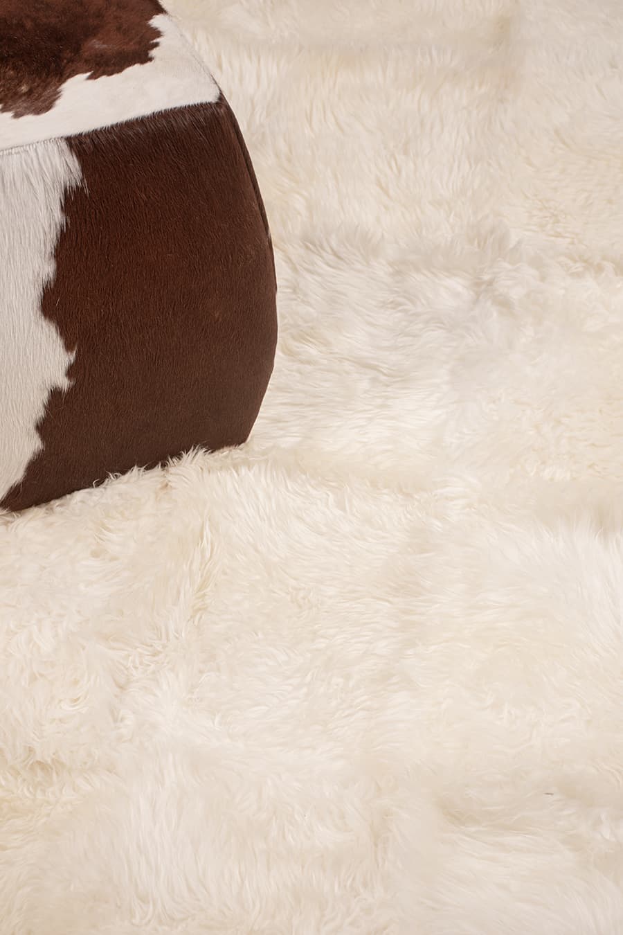 SNOW – Long Hair Sheepskin Rug - Homelosophy, view 7