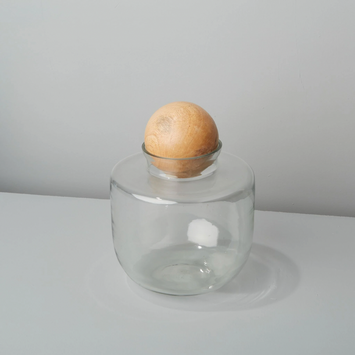 Kavi Canister - Source by Studio Skara, view 2