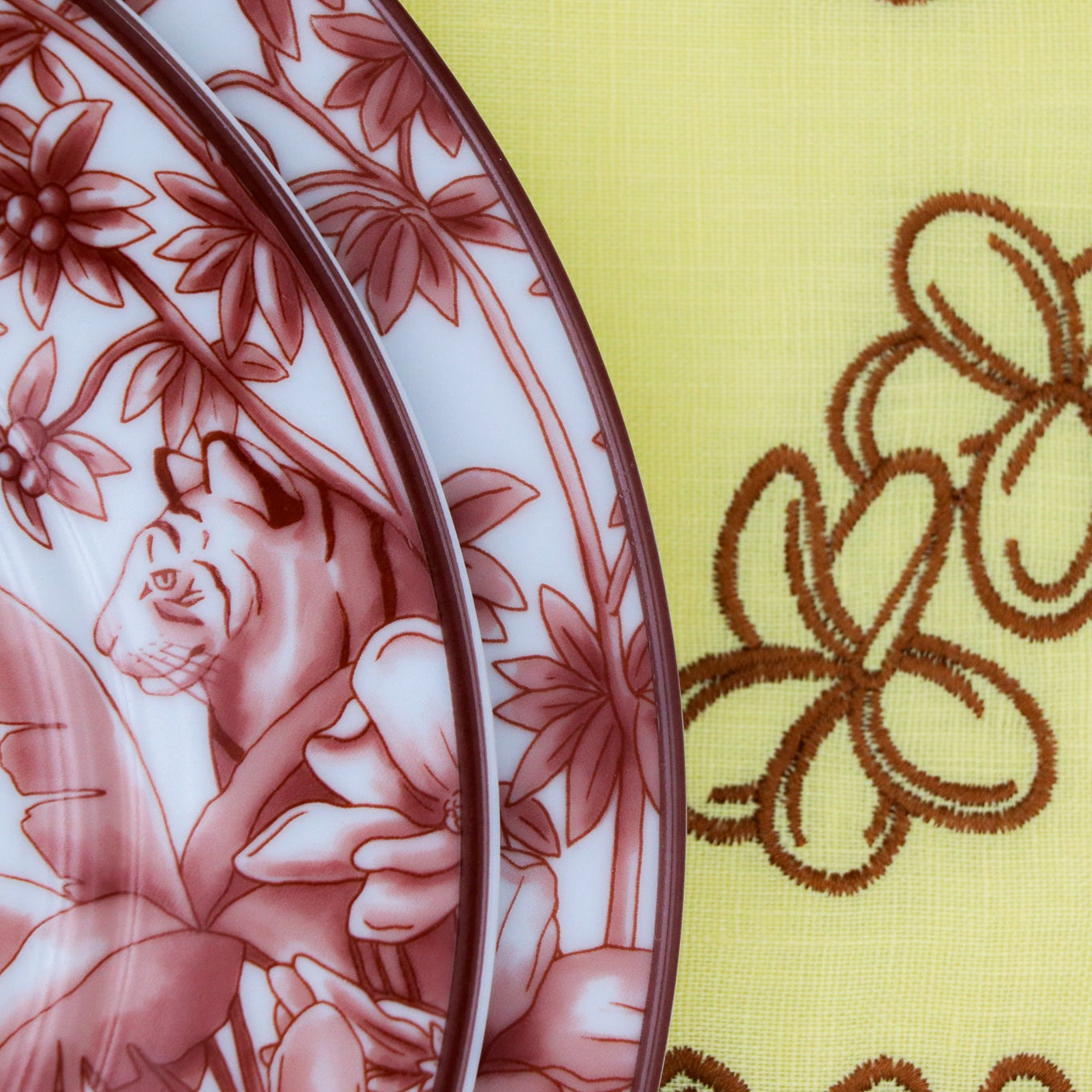 Sepia Estate Dinner Plate - Set of 4 (+1 Bonus Plate)