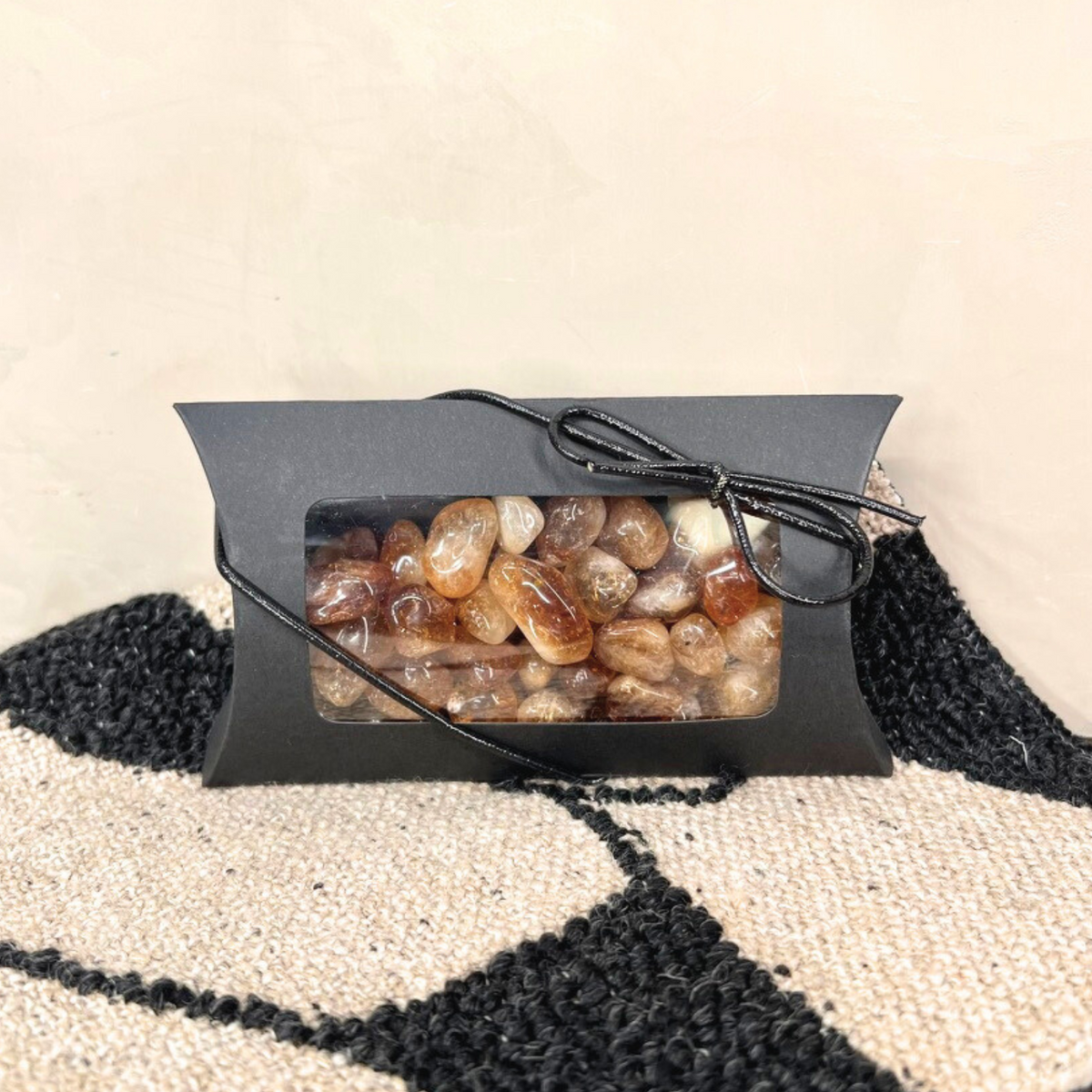 Small Polished Crystal Pebbles - Source by Studio Skara, view 6