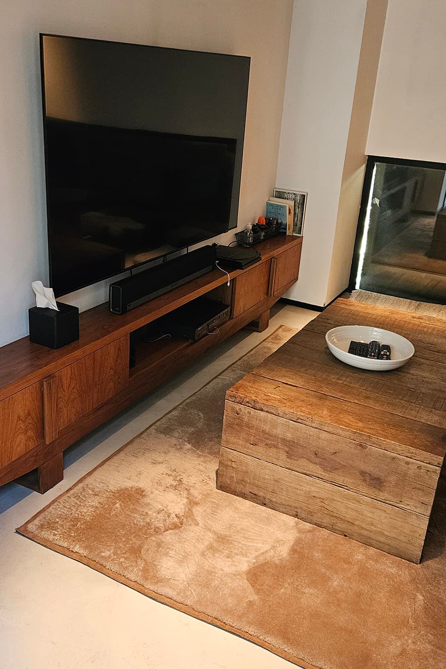 STANDY - Organic Sheepskin Rug - Homelosophy, view 9