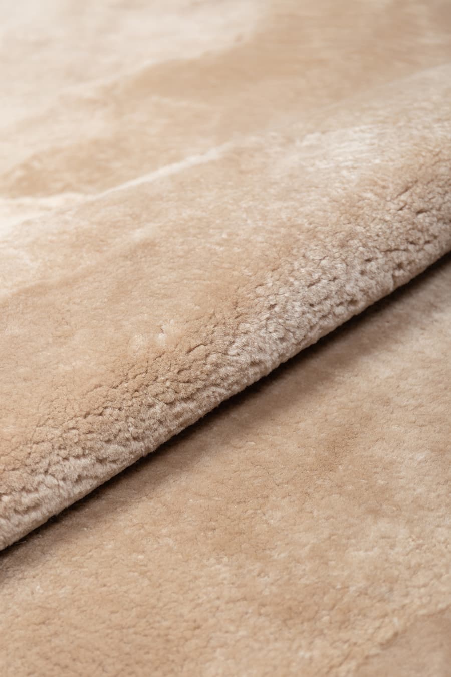 STANDY - Organic Sheepskin Rug - Homelosophy, view 11