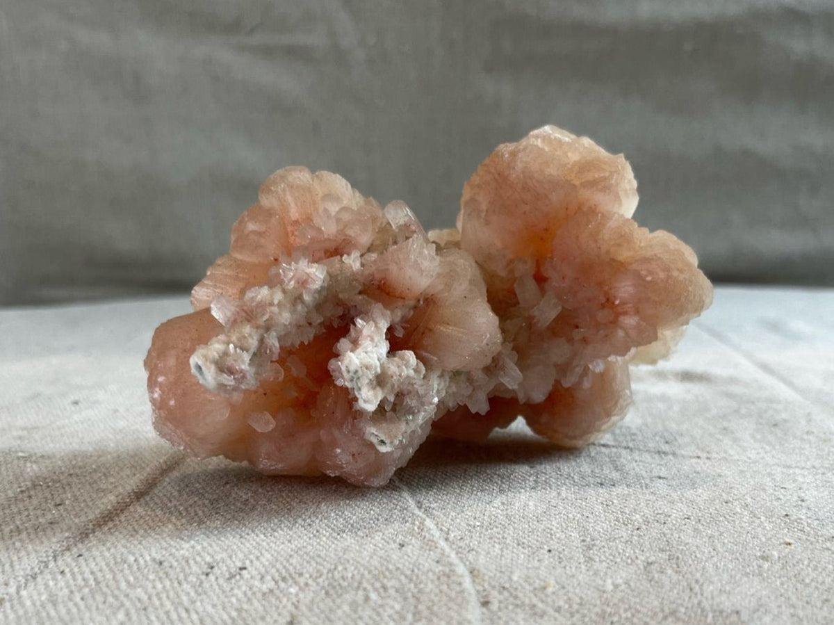 Large Stilbite Cluster - Source by Studio Skara, view 4