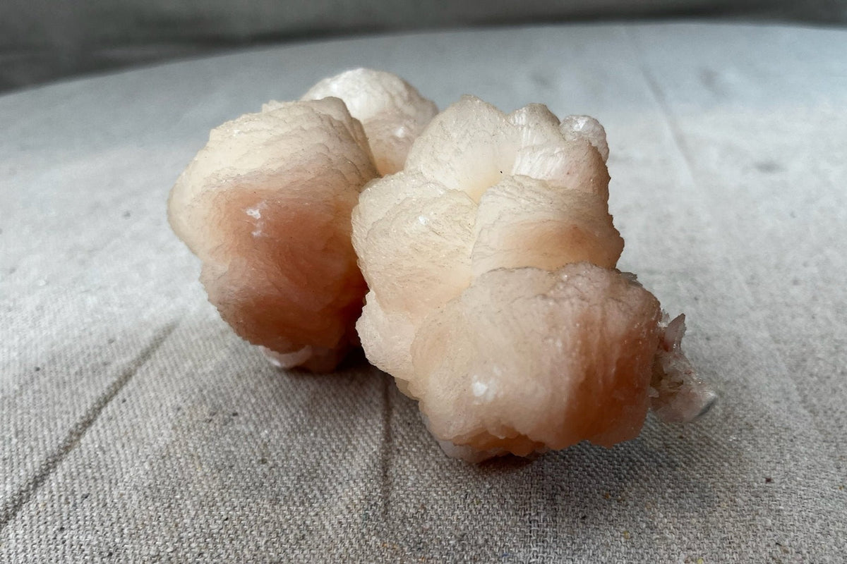 Large Stilbite Cluster - Source by Studio Skara, view 7