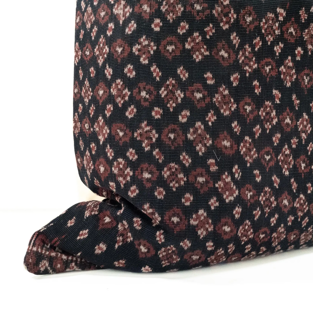 Turi Pillow - Source by Studio Skara, view 4