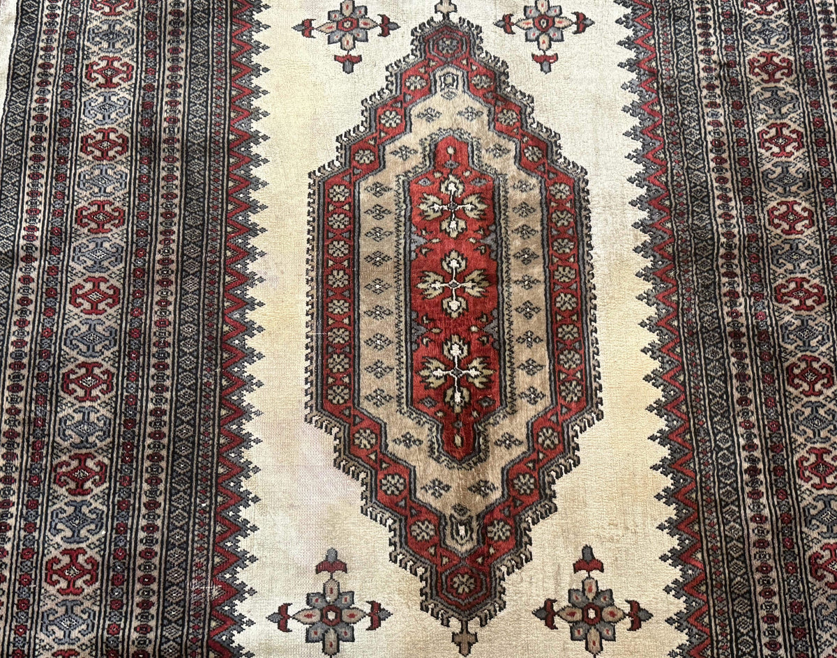 Pakistani Turkoman Rug 4x6, Semi Open Field, Ivory, Vintage - Jewel Rugs, view 5