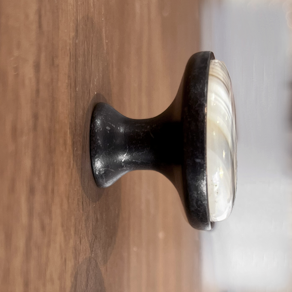 White & Grey Agate Cabinet Knob - Source by Studio Skara, view 6