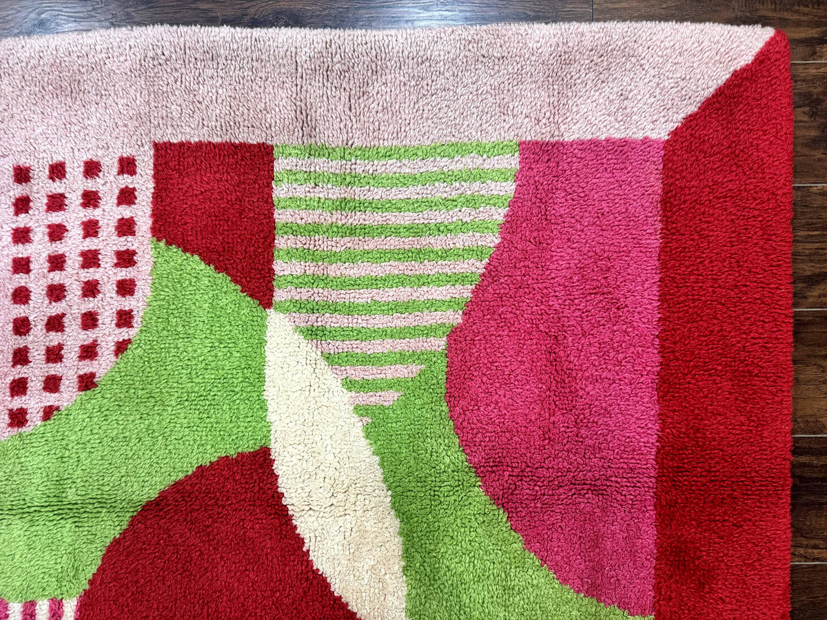 European Shag Rug 4.8 x 4.8, Modern Abstract Design, Green Pink Red, Square Shag Rug, Unique - Jewel Rugs, view 6