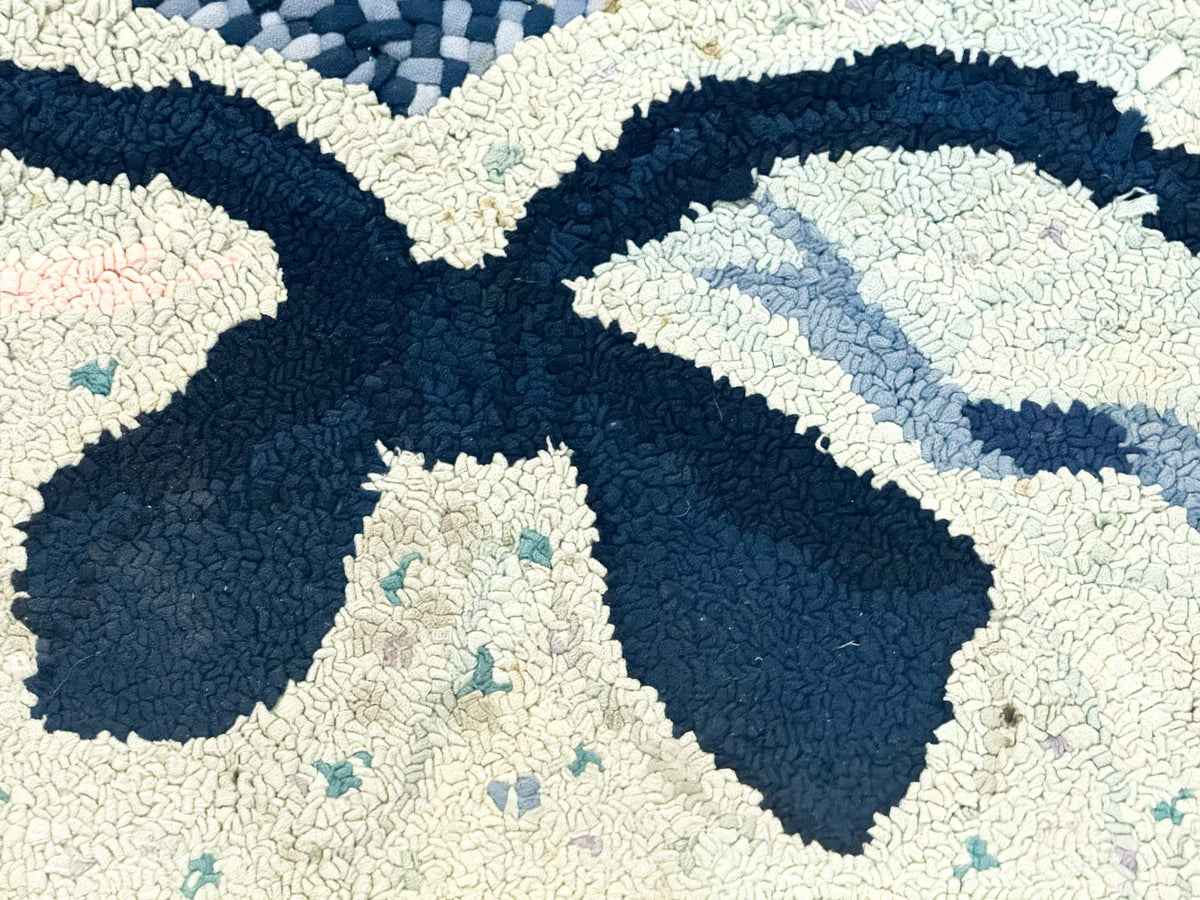 Small American Hooked Rug, Vintage Welcome Mat, Heart Shaped, Ivory and Blue - Jewel Rugs, view 5