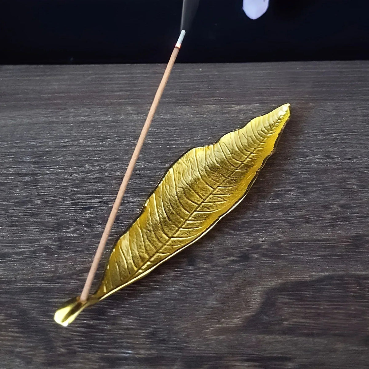 Ceramic Incense Holder - Japanese Tree Leaf Design