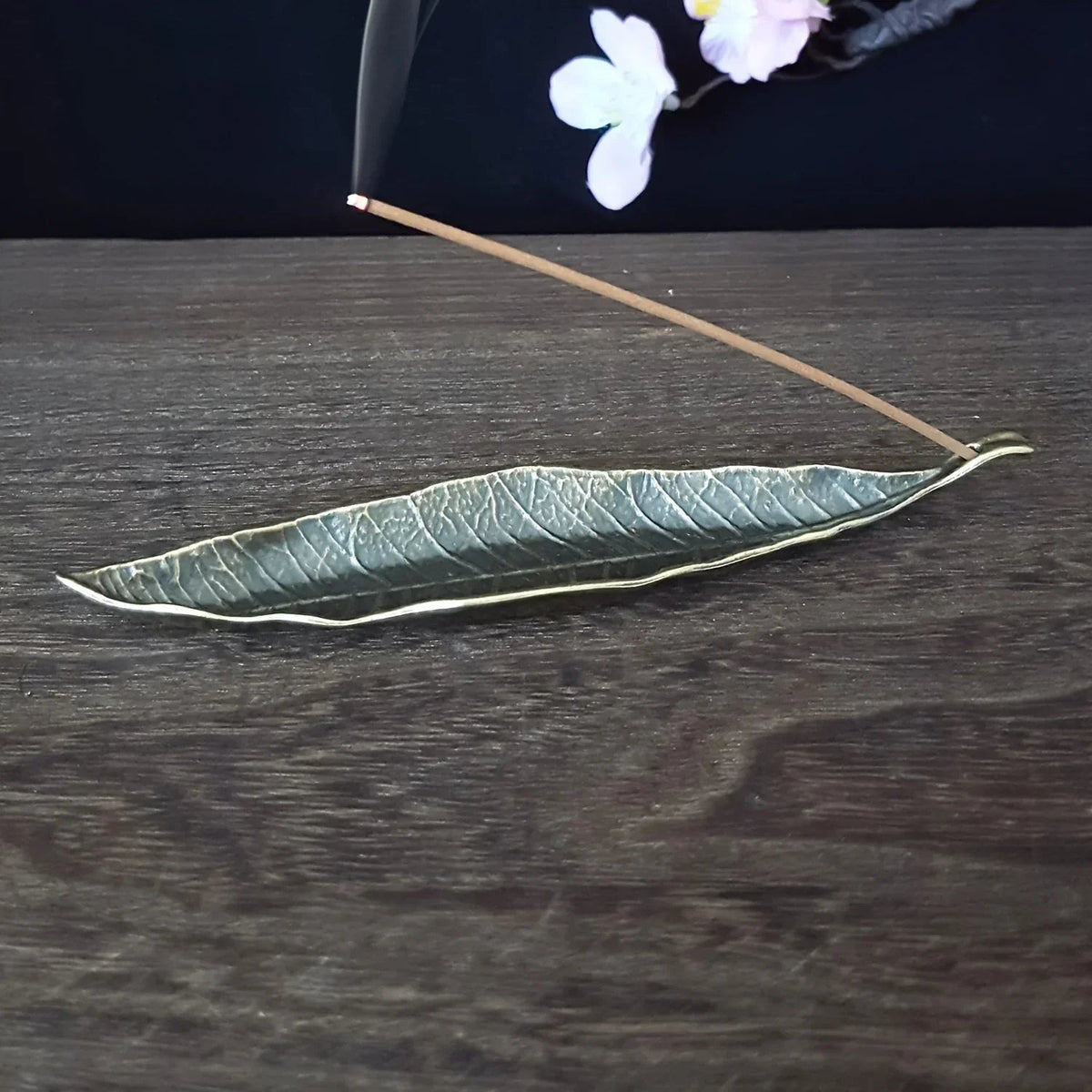 Ceramic Incense Holder - Japanese Tree Leaf Design