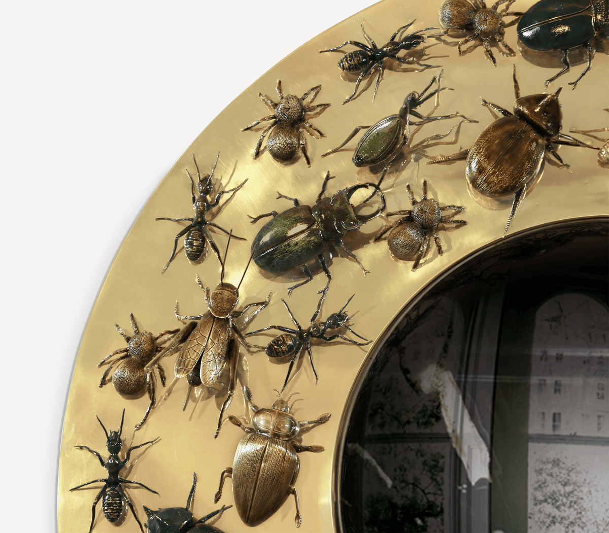 Convex Metamorphosis Mirror by Boca do Lobo – view 5