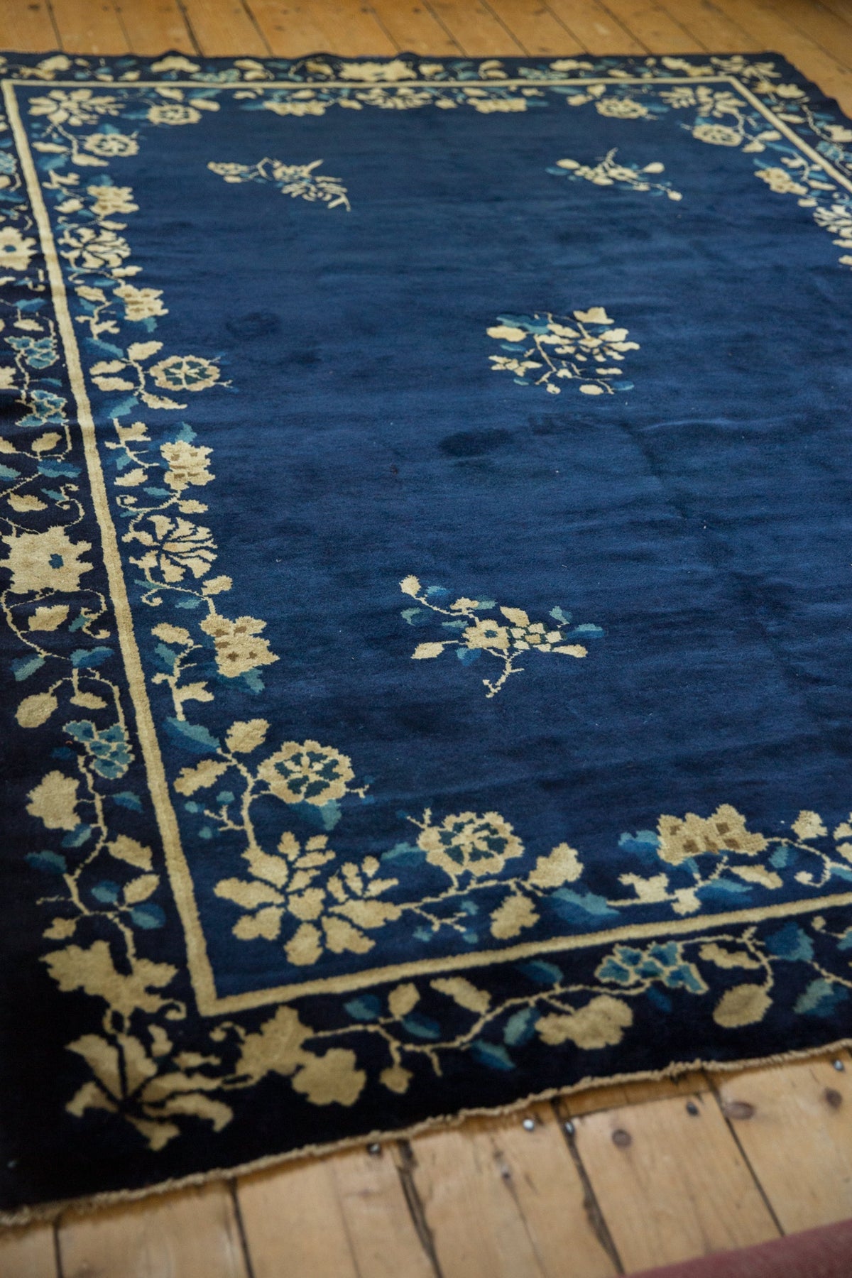 6x8.5 Antique Peking Carpet