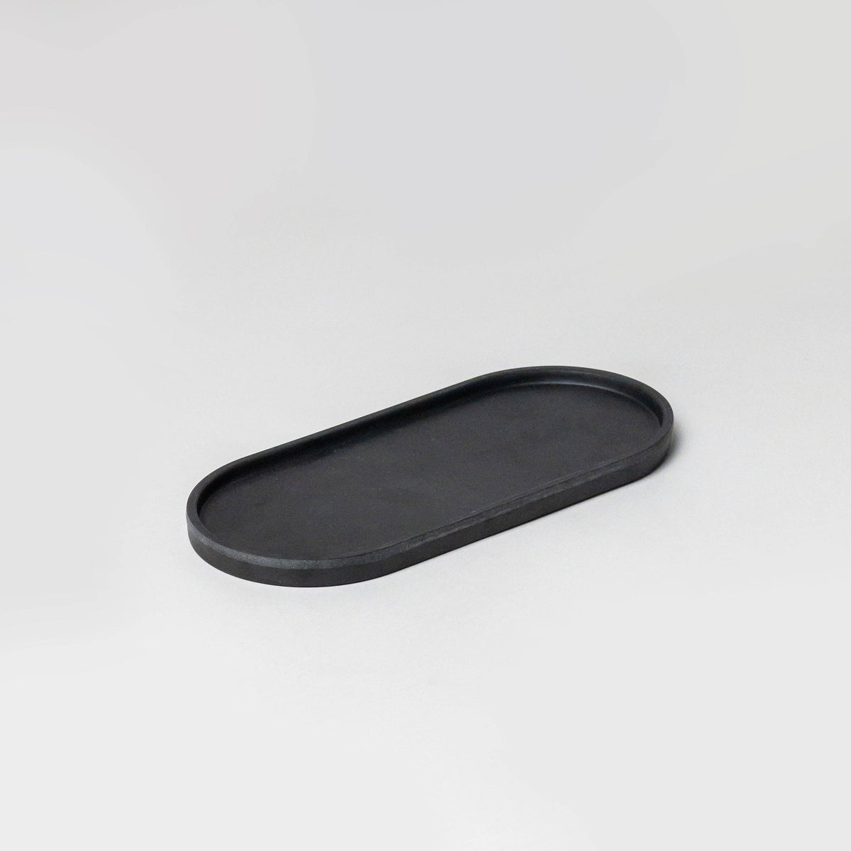 Upcycled Oval Tray: Bamboo Fibre Black - Source by Studio Skara, view 3