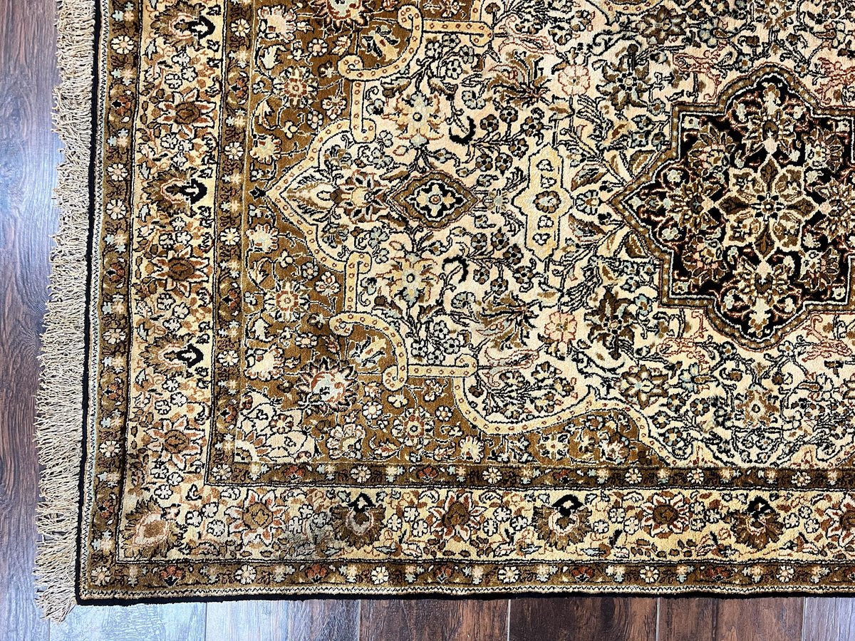 Persian Qum Silk Rug 3.5 x 5.5, Floral Medallion, Very Fine 350 KPSI, Handmade Silk on Silk Rug, Vintage - Jewel Rugs, view 9