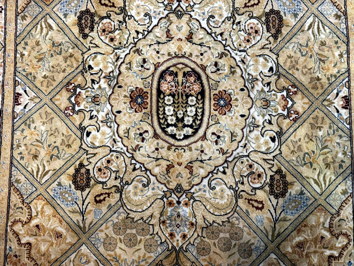 Pak Persian Rug 4x6, Panel Design - Jewel Rugs, view 5