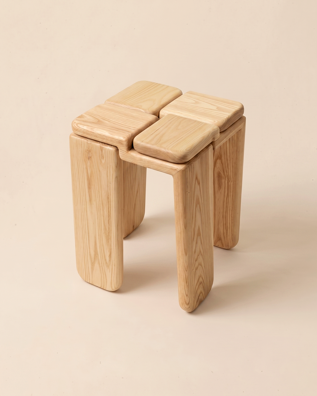THE KNOT STOOL Natural Ash by Luis Gimeno image 3