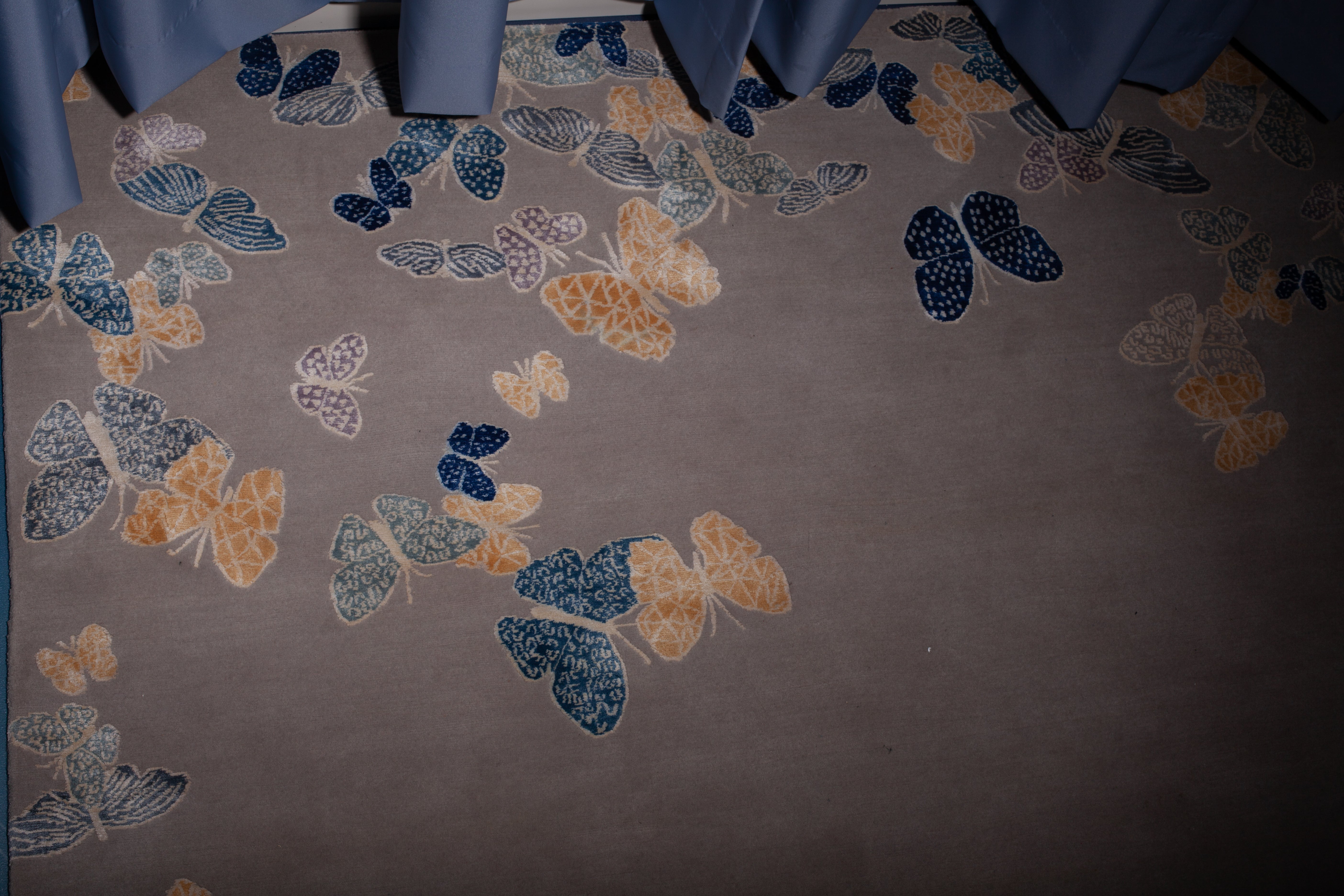 "Spirit in the Sky" - Beige Butterfly Rug in Wool and Silk - image 5