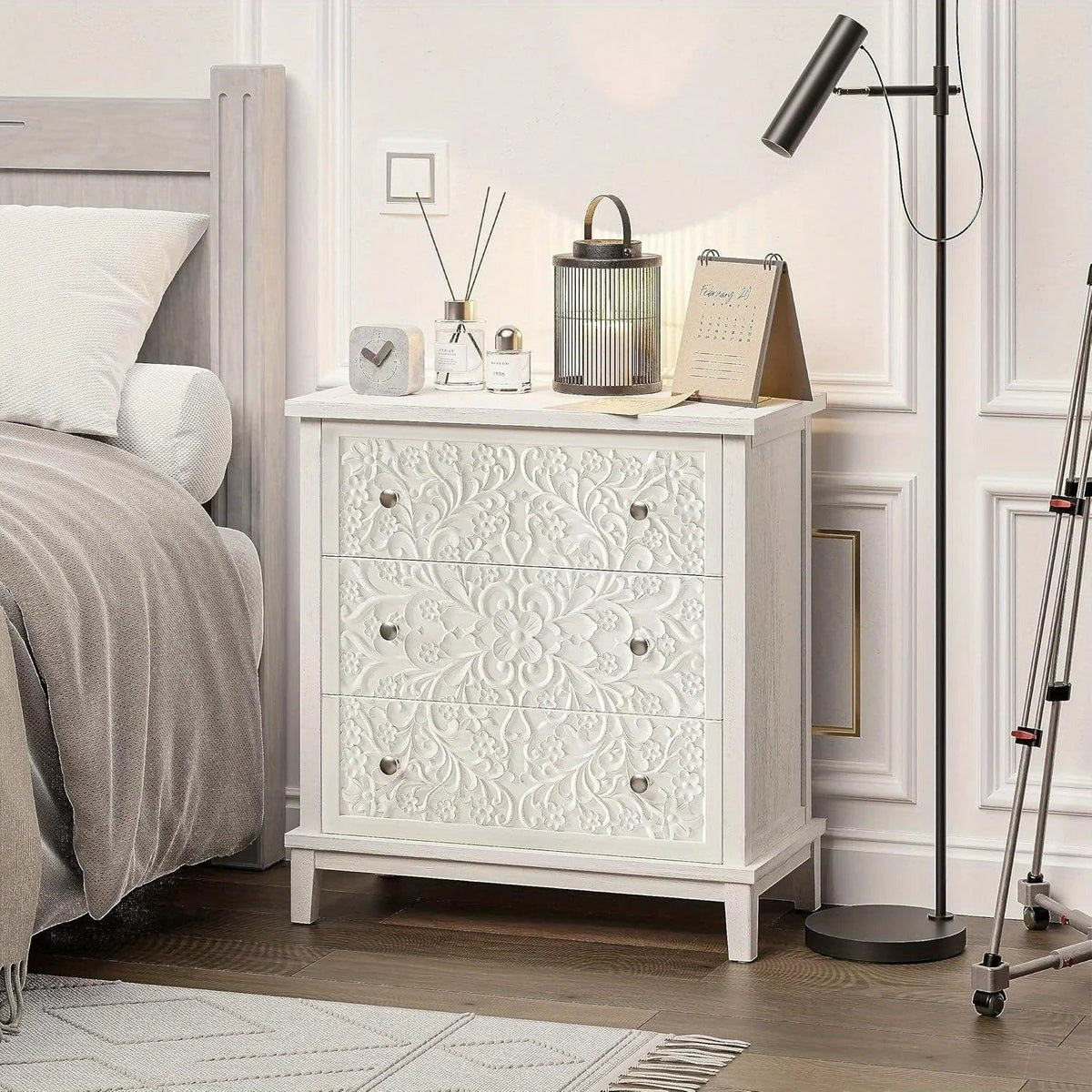Dresser - Distressed White 3-Drawer