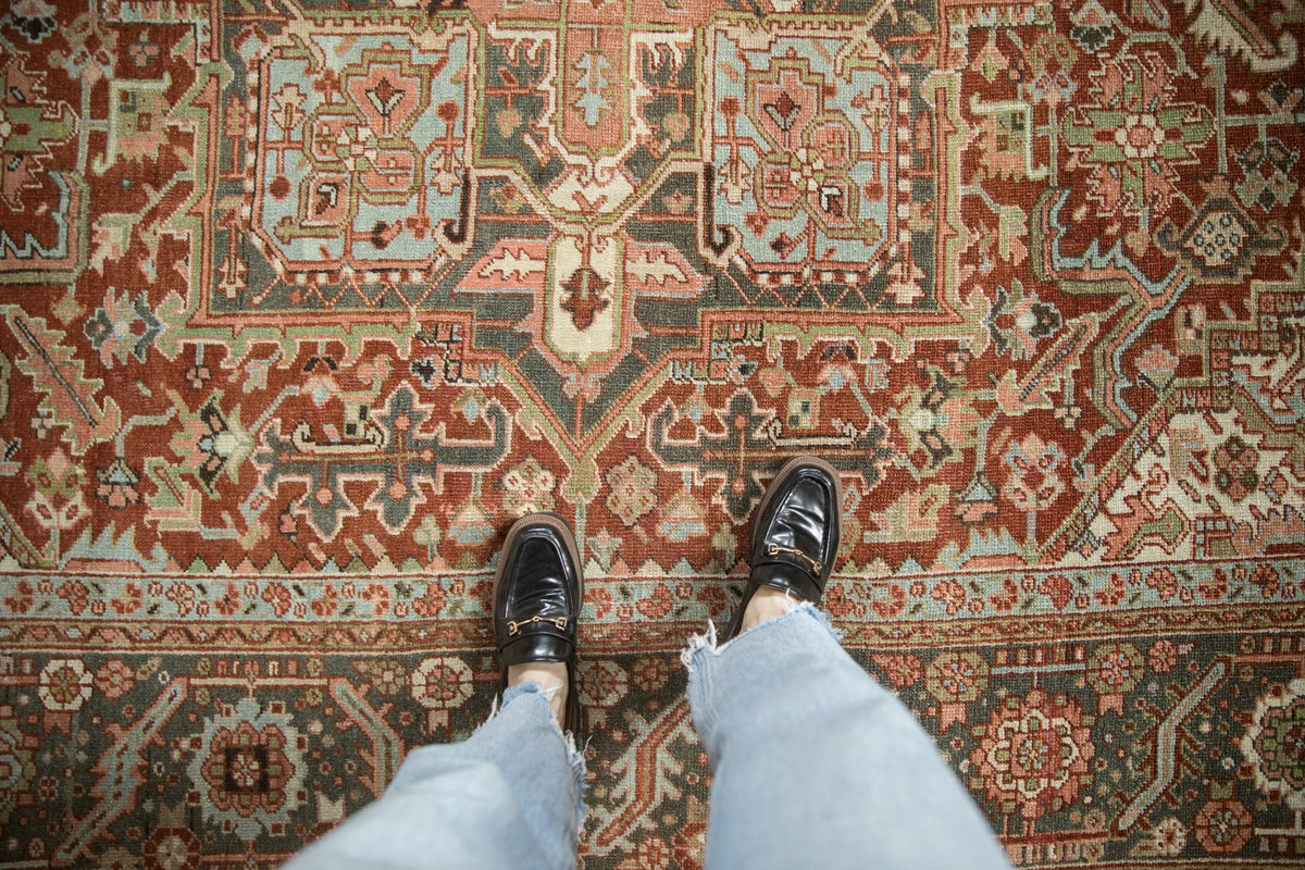 9.5x12.5 Vintage Distressed Heriz Carpet