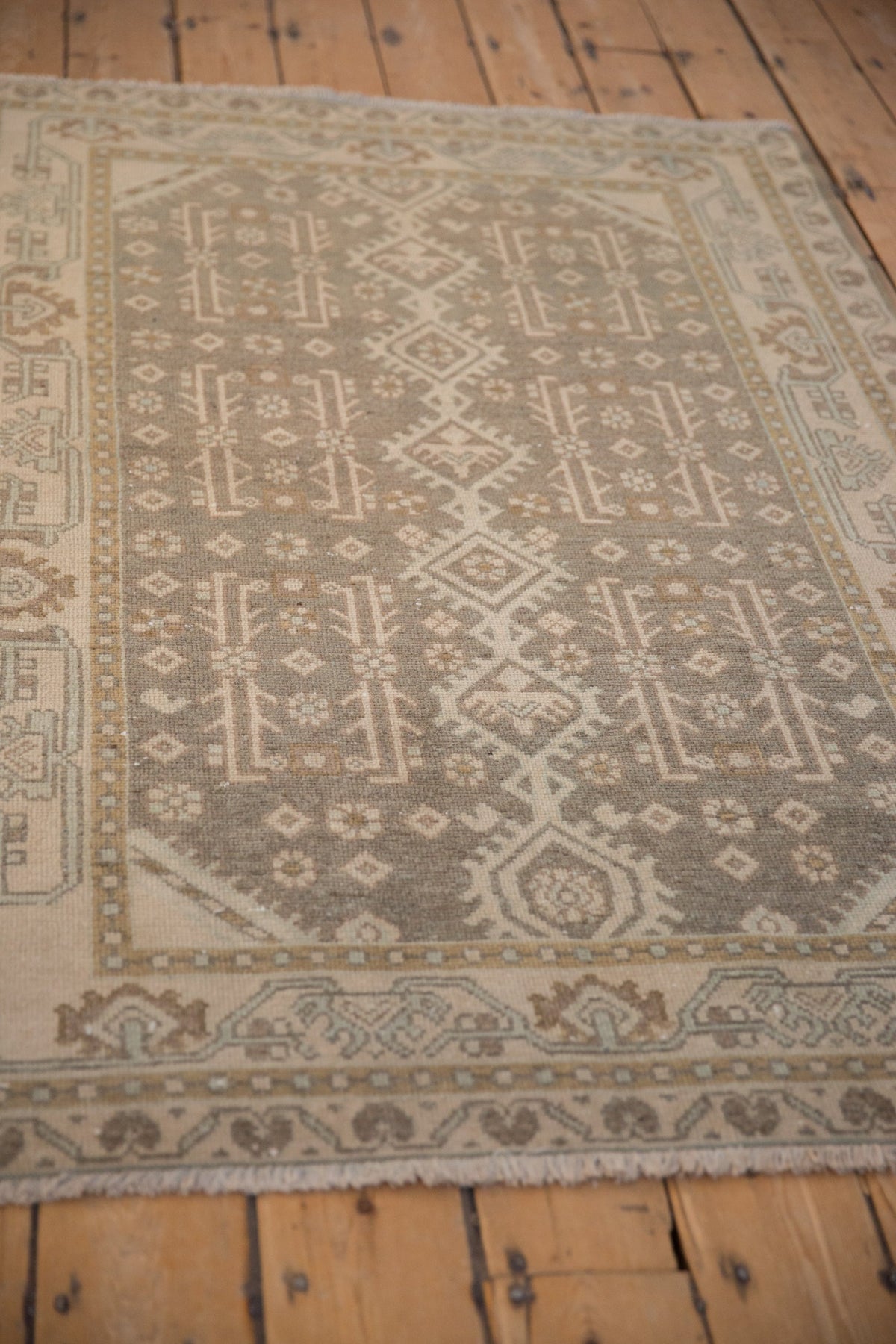 3.5x6 Vintage Distressed Hamadan Rug