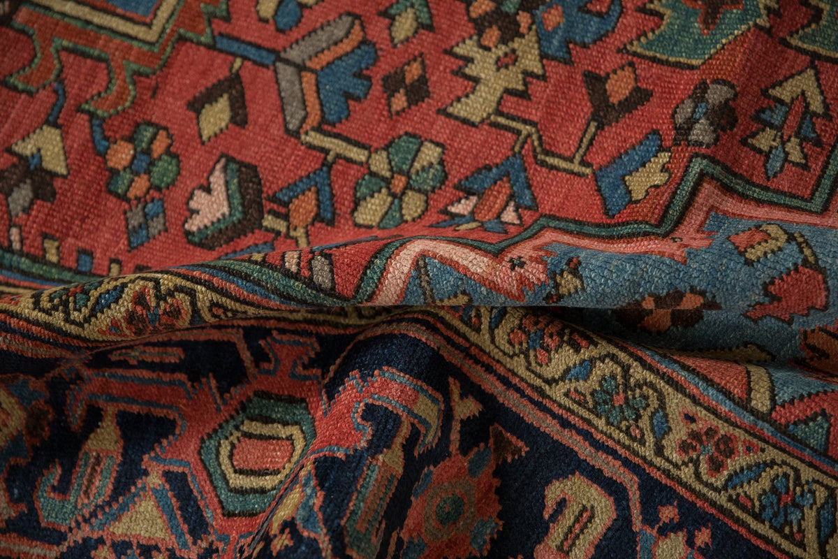 6x9 Antique Heriz Carpet
