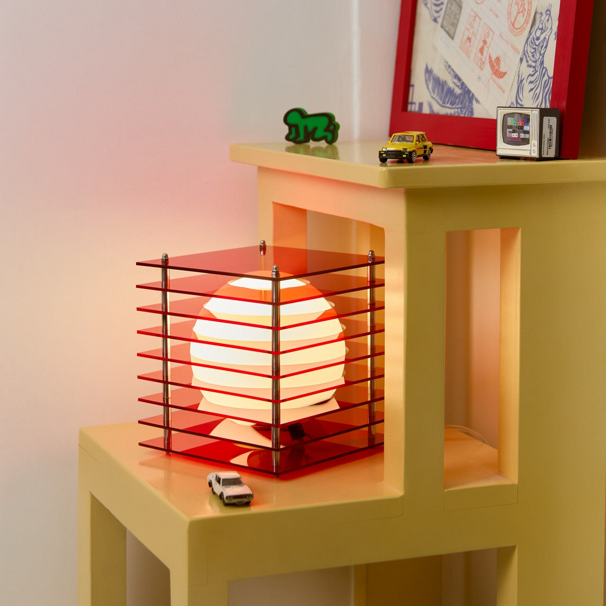 Lớp small square in red acrylic - BằNG, view 6