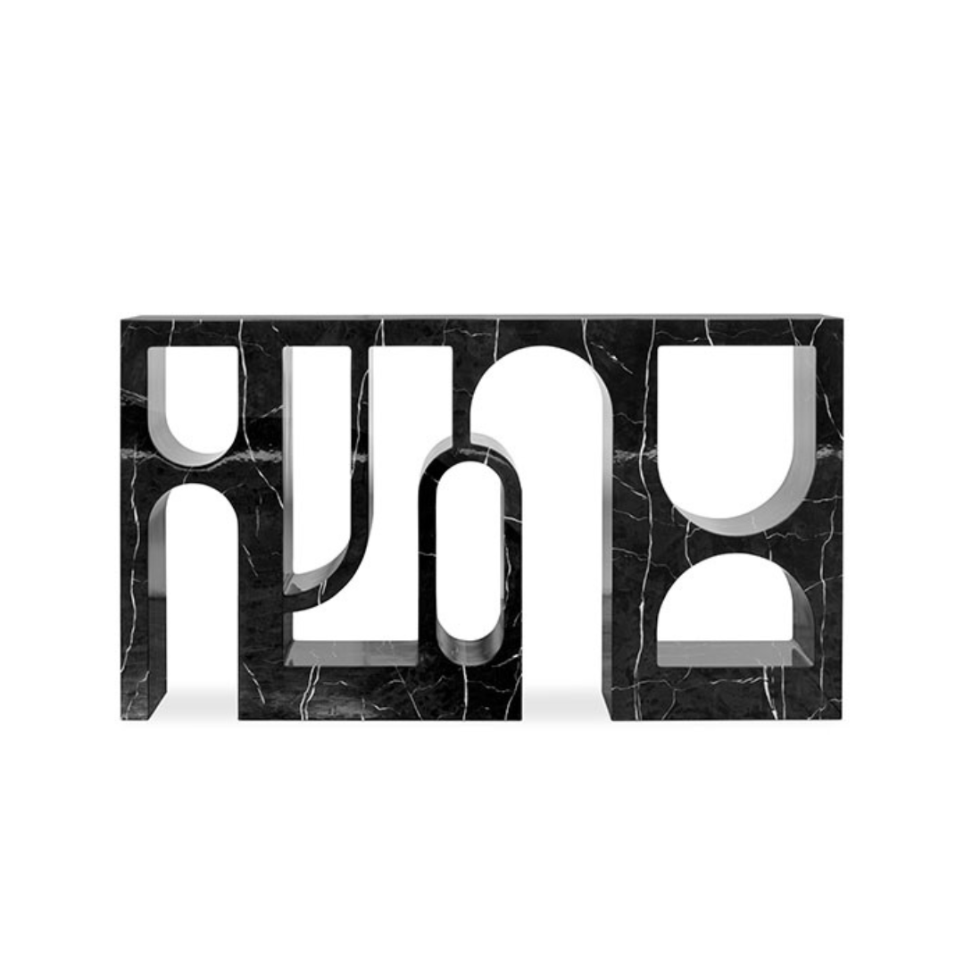 Colosseum Console II image 0