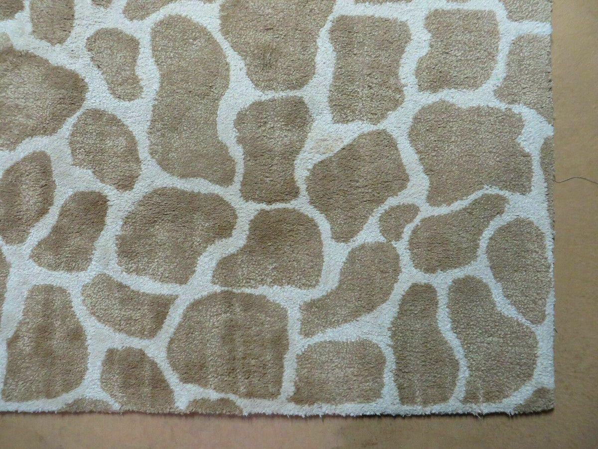 6x9 Safavieh Rug - Jewel Rugs, view 10