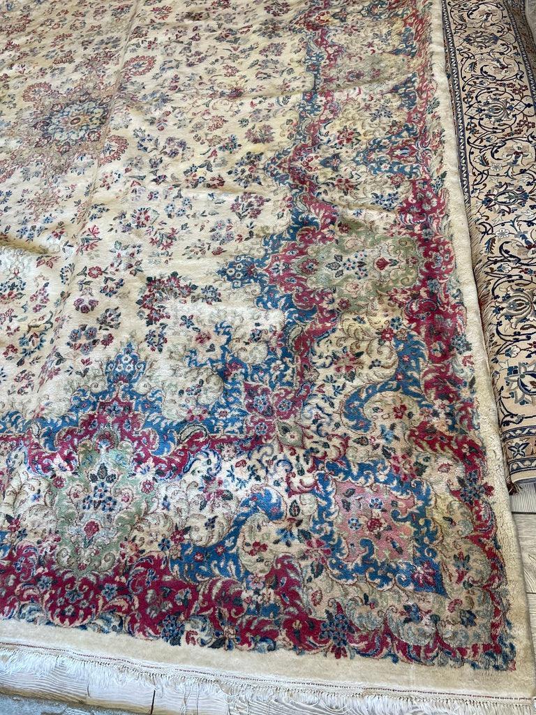 Antique Persian Kerman Rug 10x13 | Ivory, Pink & Red | Hand-Knotted Wool - Rugistan, view 4