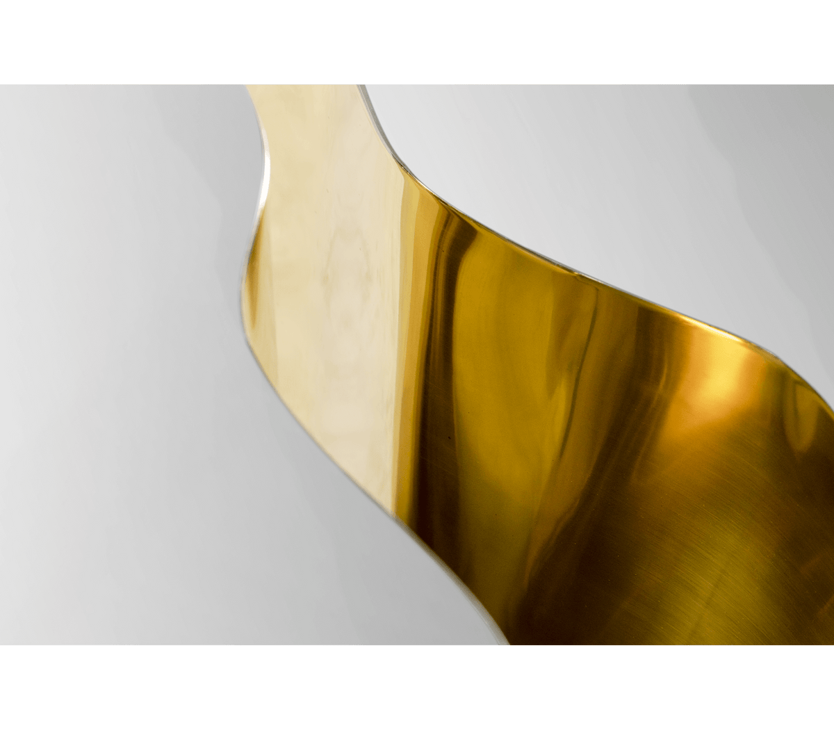Lapiaz White And Gold Side Table by Boca do Lobo – view 7