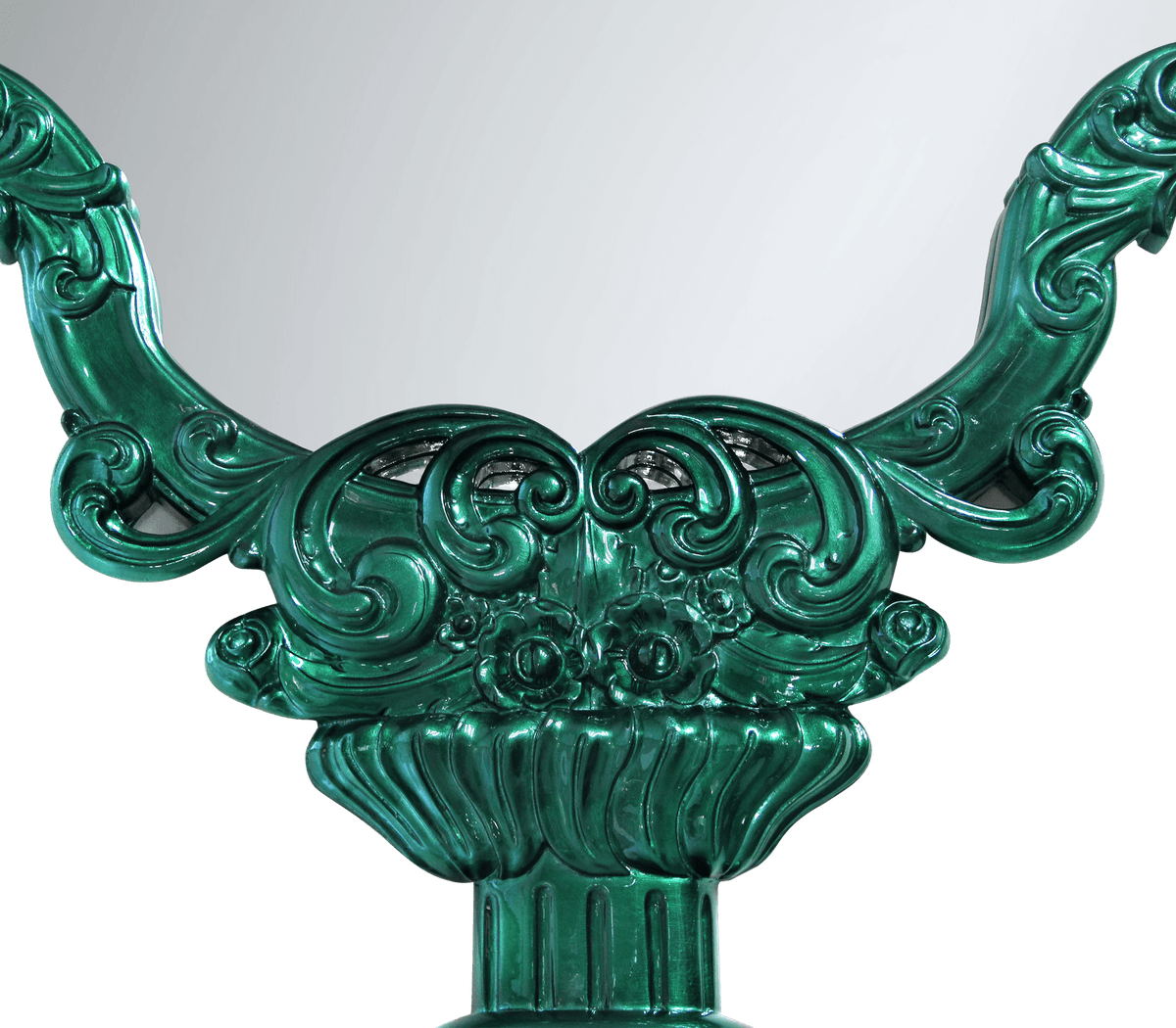 Marie Therese Mirror by Boca do Lobo – view 3