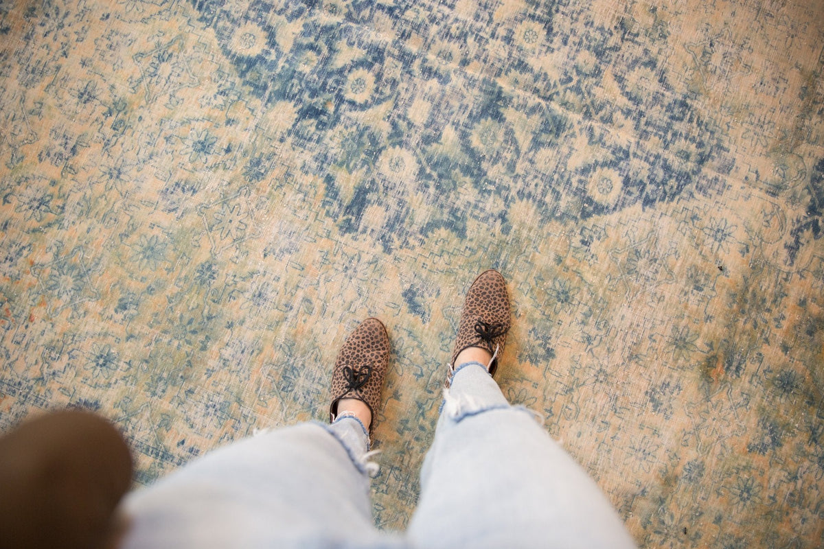 9x14.5 Vintage Distressed Bulgarian Herati Design Carpet