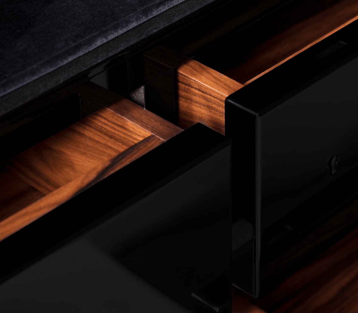 Millionaire Black Luxury Safe by Boca do Lobo – view 5