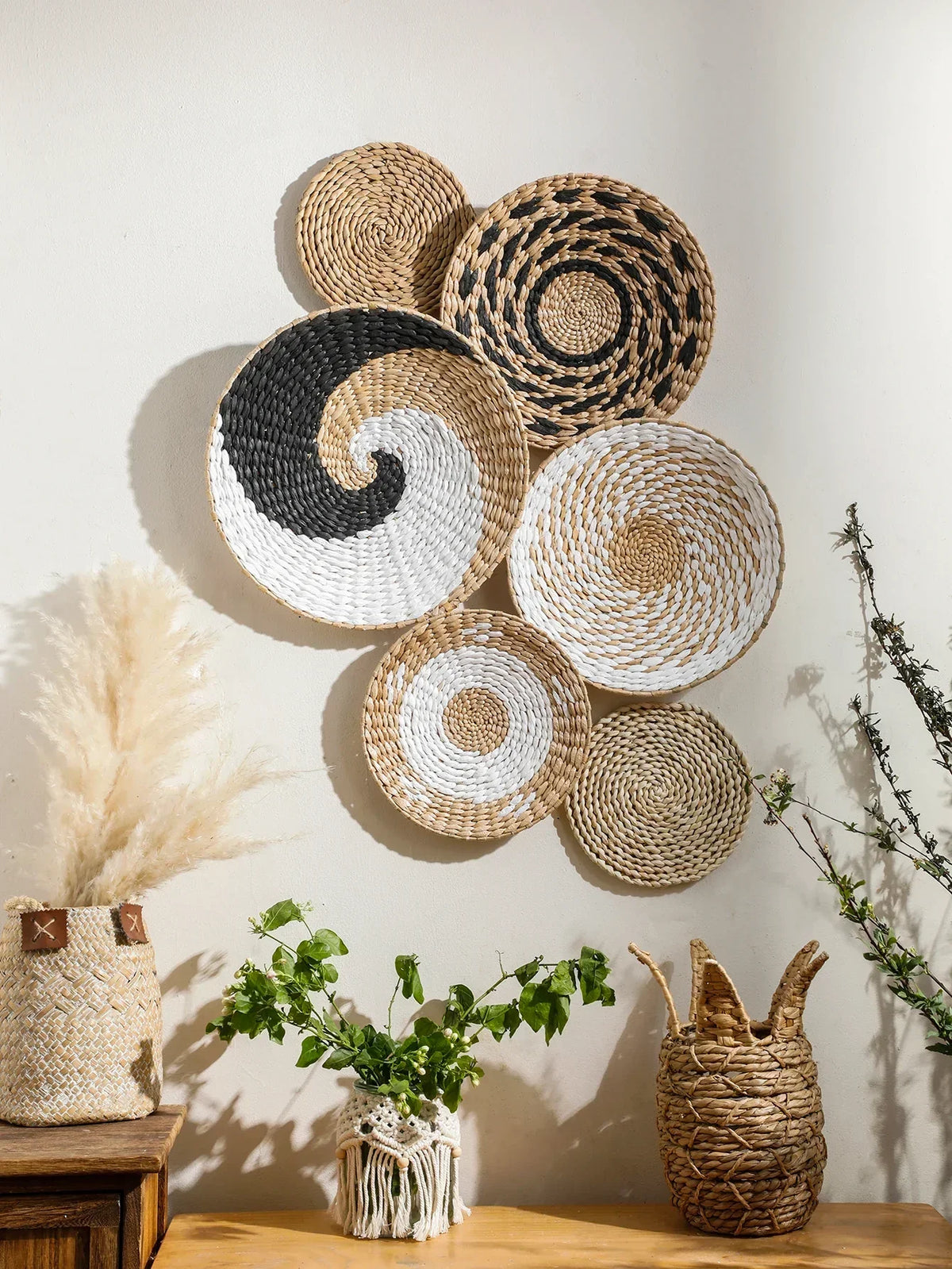 Natural Seagrass Handmade Wall Decor with Organic Texture