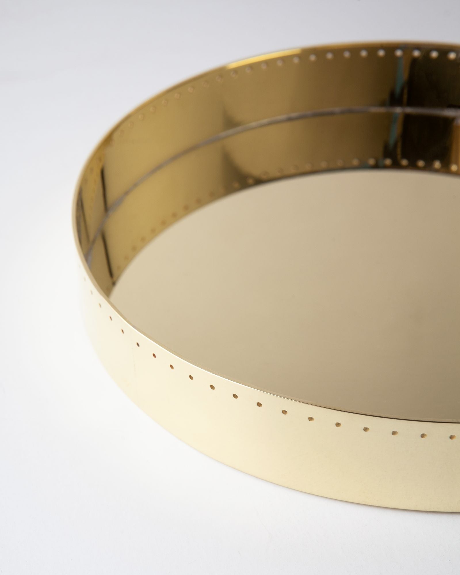 Paavo Tray