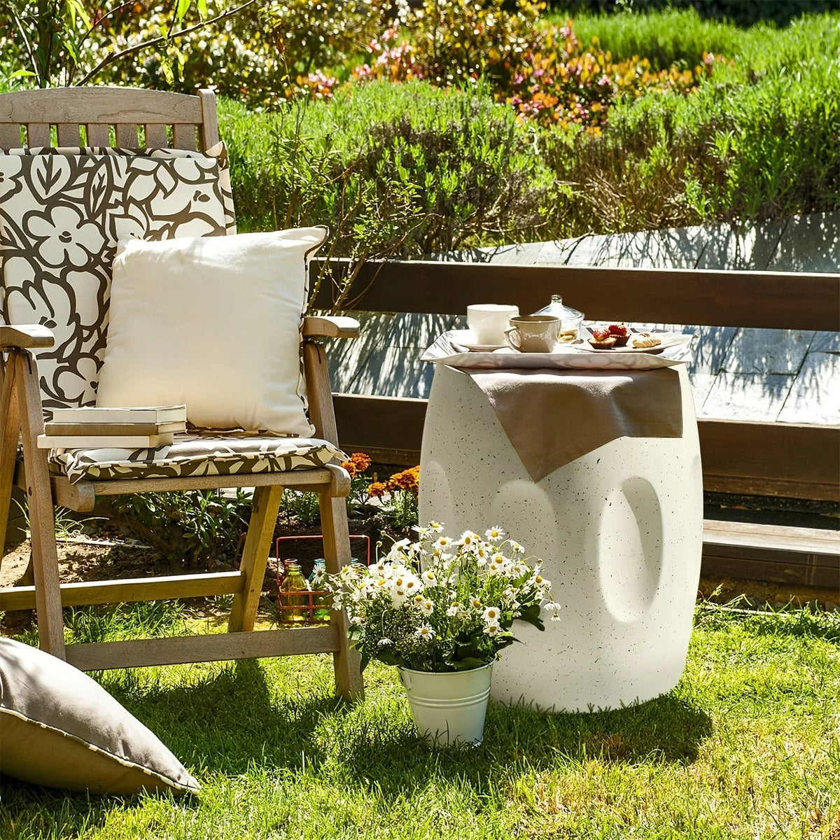 Modern Concrete Drum Side Table – Indoor & Outdoor Accent End Table