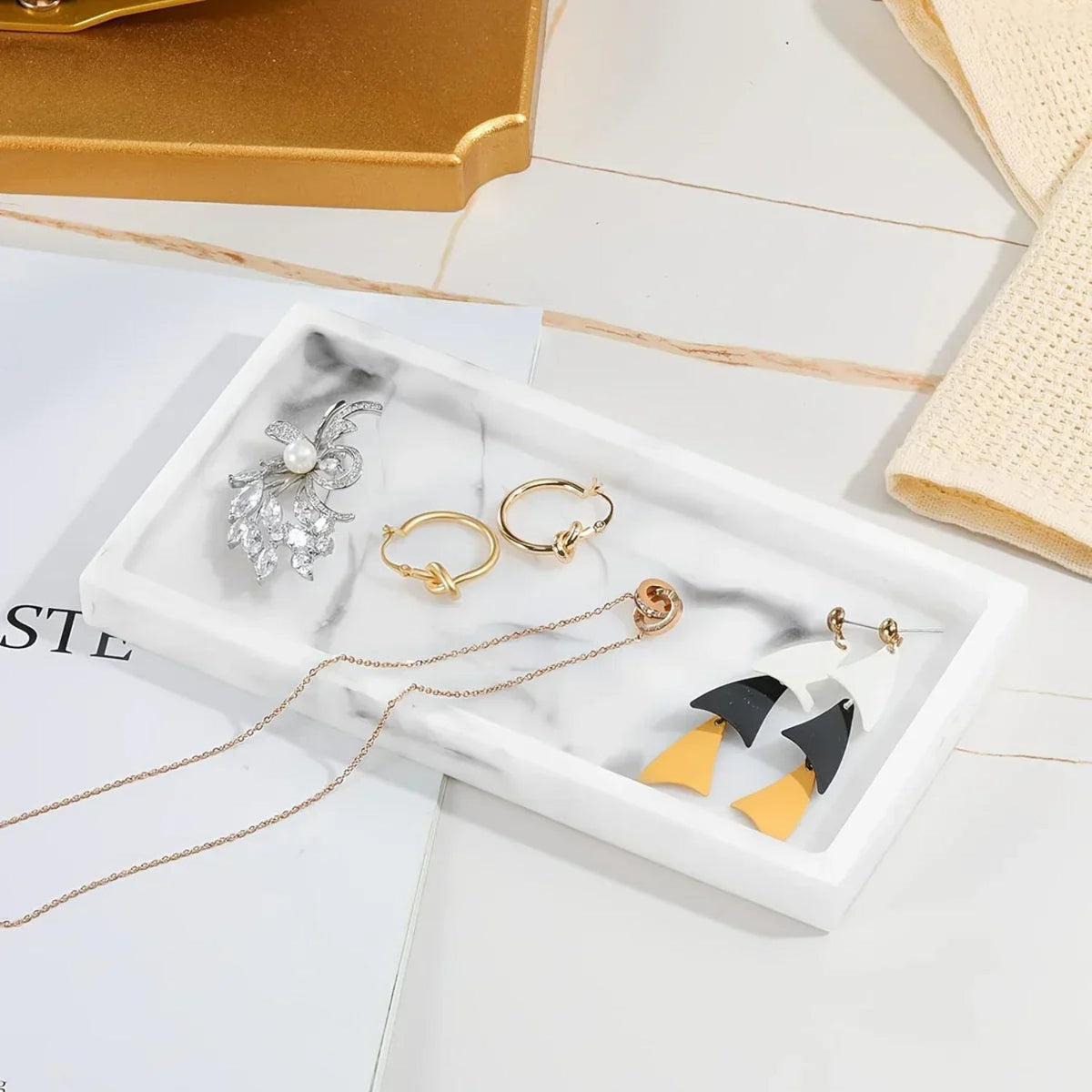 Vanity Tray - Non-Slip White Marble
