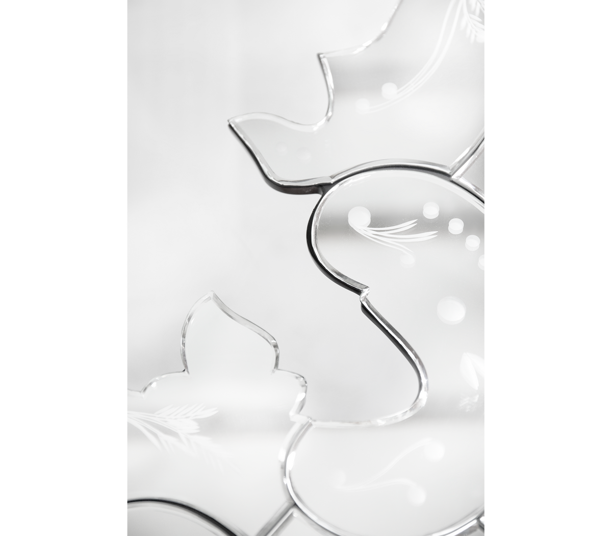 Venice Mirror by Boca do Lobo – view 3